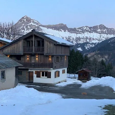 Chalet Duplex 11 Pers. Au Centre De Crest-voland, Cheminee, Ski-room, Wifi, Non Fumeurs - Fr-1-733-36 *